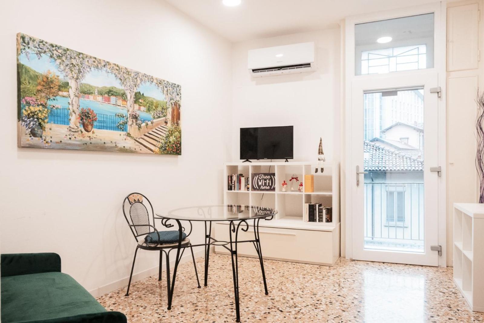 Casa Imbarcadero Apartment Lecco Bagian luar foto