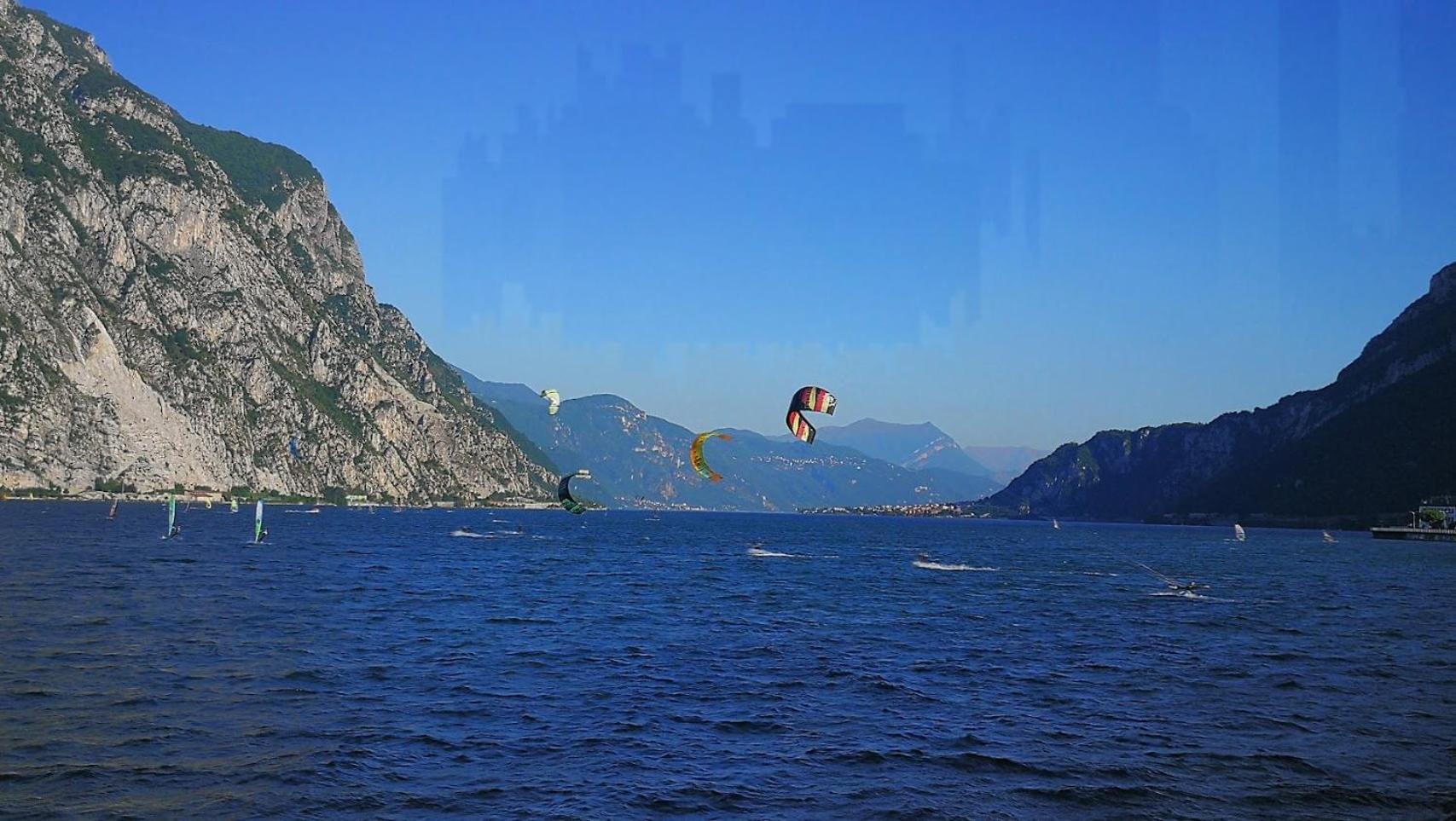 Casa Imbarcadero Apartment Lecco Bagian luar foto